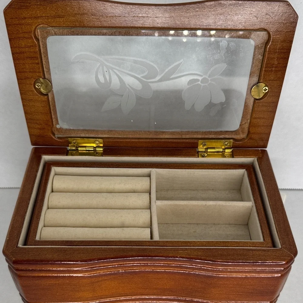 Vintage Linden Wooden Jewelry/Trinket Box with Etched Glass Flowers & Hinged Lid
